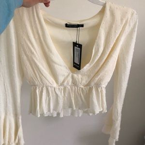 NASTY GAL Cropped flowy long sleeve shirt